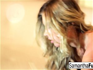 Samantha Saint frigs Her gash