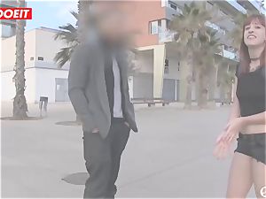 lucky fellow gets picked up on the street to tear up pornstar